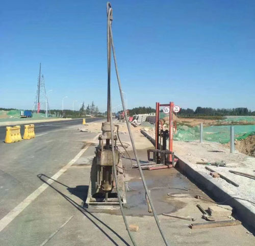 塔什库尔干公路高聚物注浆加固
